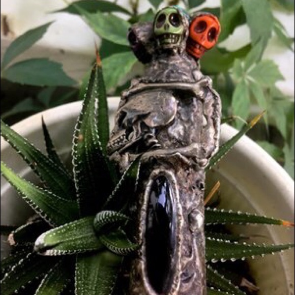 Glamour Magick Makeup Brush - Picture 1 of 4